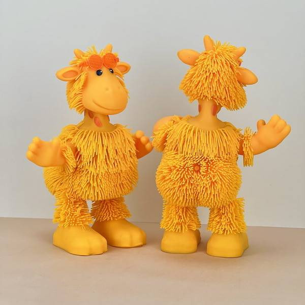 عروسک زرافه رقاص مدل Disco Giraffe